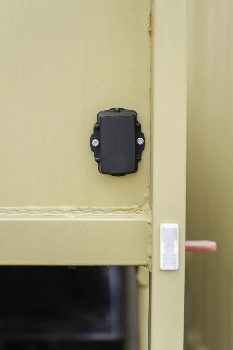 Trailers, caravans and horseboxes